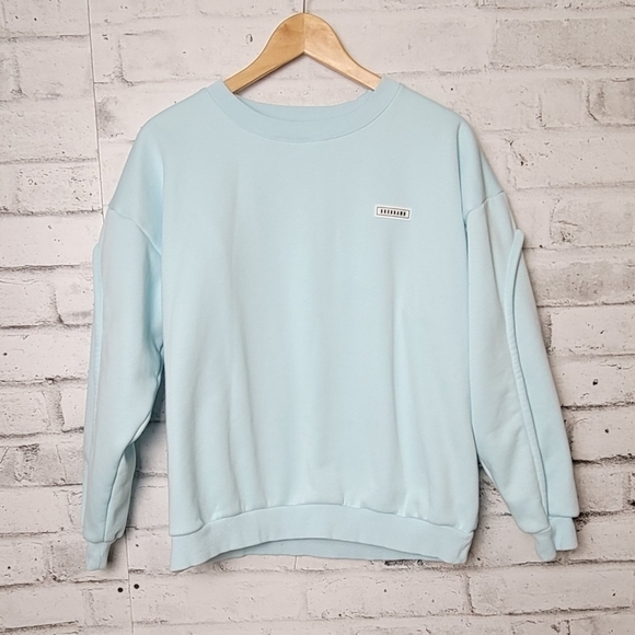 BBXBRAND Luxury Powder Blue Crewneck Sweatshirt - Picture 4 of 9